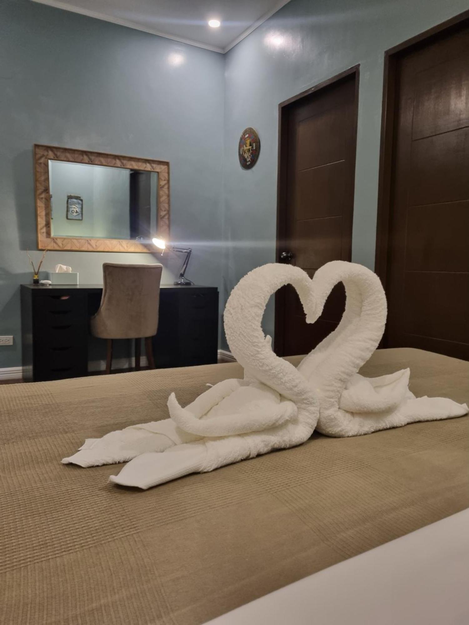 エルニド Anahaw Bed & Breakfast エクステリア 写真