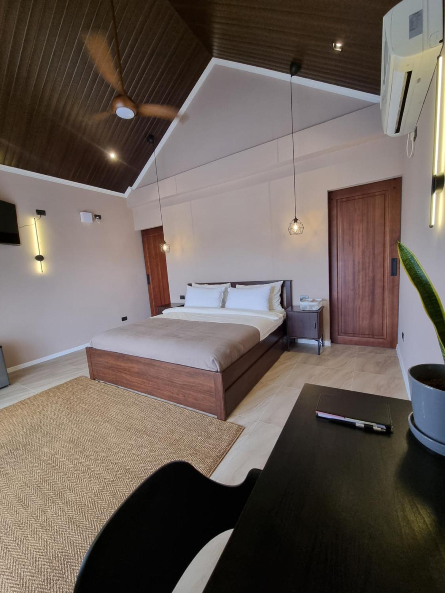 エルニド Anahaw Bed & Breakfast エクステリア 写真
